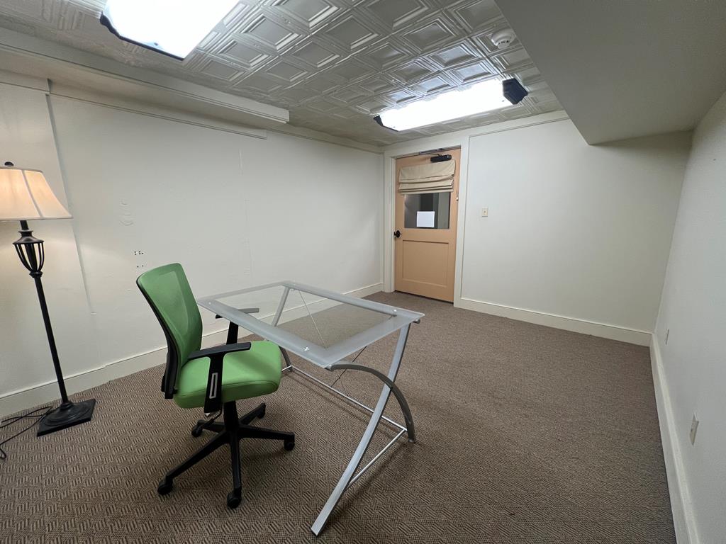 2nd Floor Single Office Suite 208